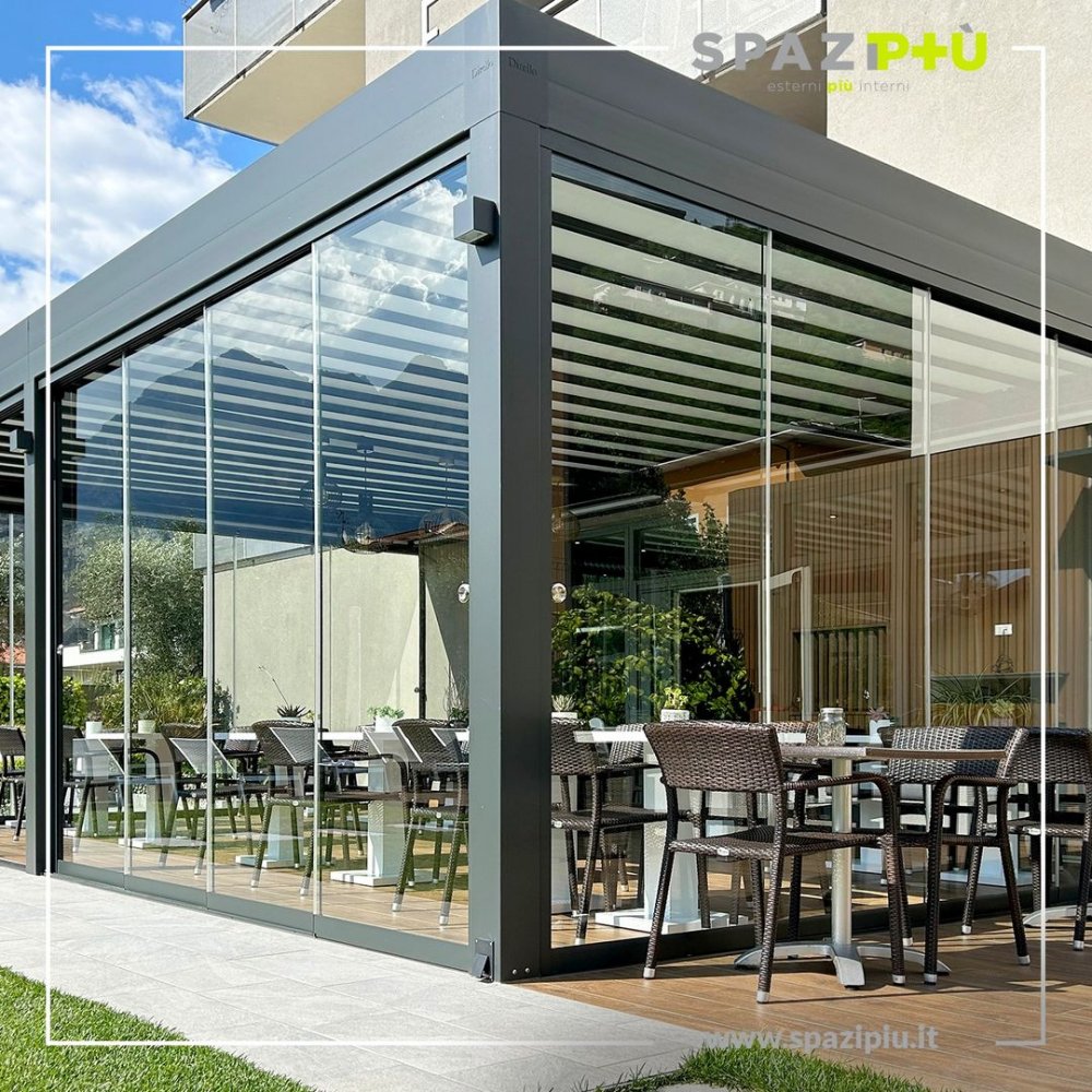 pergola bioclimatica per prestigioso hotel sul lago di garda
