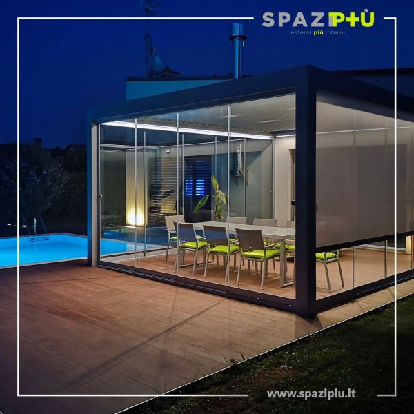 Pergola accessoriata per il massimo comfort