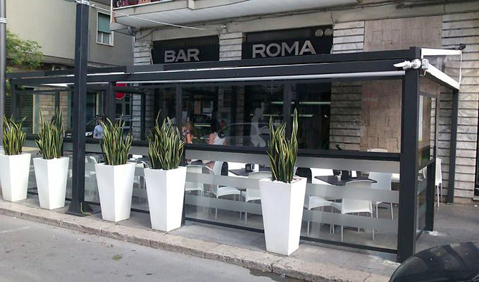 Paravento vetro/alluminio per dehor, locali, bar, ristoranti, gelaterie, birrerie