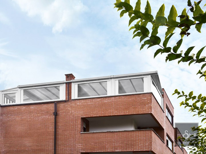 Pergola in alluminio con arcarecci portanti e copertura mobile