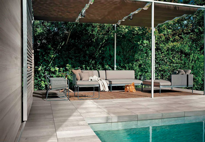 Piastrelle per esterni in gres porcellanato effetto legno, spessore 2 centimetri di Kronos Ceramiche