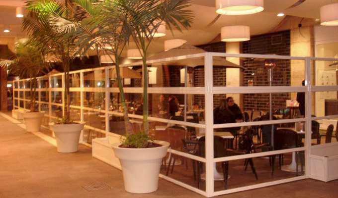 Paravento vetro/alluminio per dehor, locali, bar, ristoranti, gelaterie, birrerie