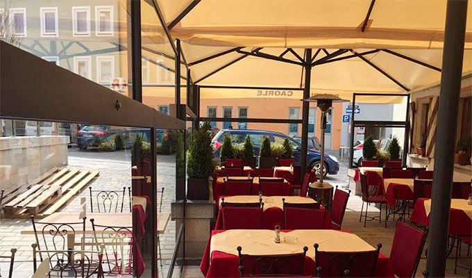 Paravento vetro/alluminio per dehor, locali, bar, ristoranti, gelaterie, birrerie