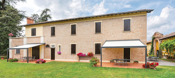 Pergola in alluminio telo in tensione