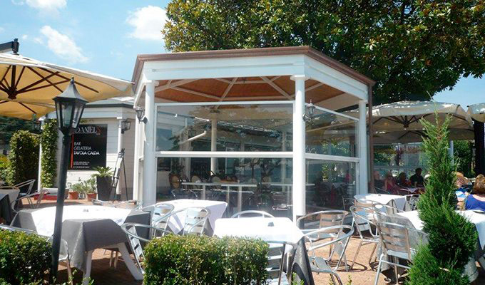 Paravento vetro/alluminio per dehor, locali, bar, ristoranti, gelaterie, birrerie