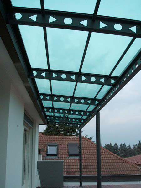 Pergola Allupergola di Vitrum in alluminio e tetto in policarbonato