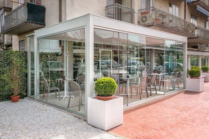 pergola-acciaio-tetto-fisso-telo-pvc