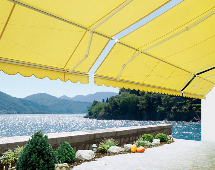 Tenda a bracci Select Beta di Stobag, a doppia inclinazione