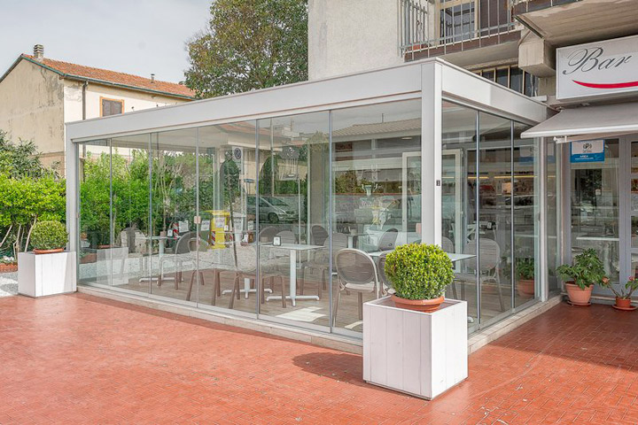 pergola-acciaio-tetto-fisso-telo-pvc