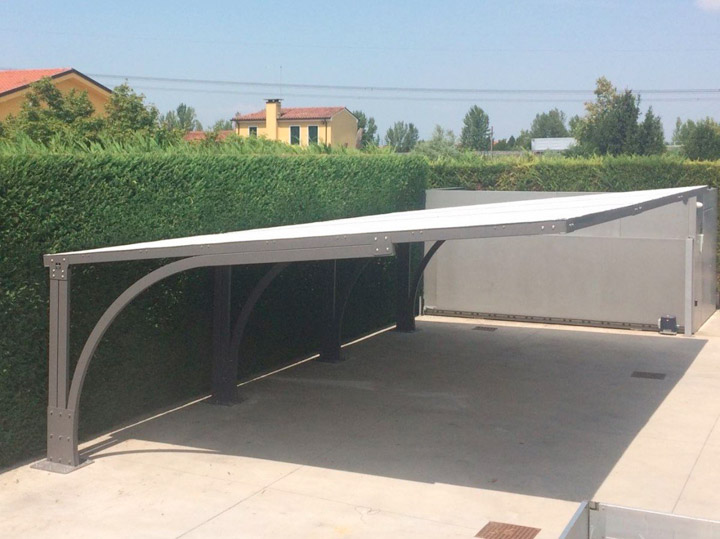 tettoia-per-auto-acciaio-tetto-fisso-PVC
